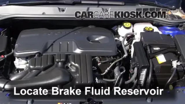 2013 Buick Verano 2.4L 4 Cyl. FlexFuel Liquide de frein Contrôler le niveau de liquide de frein